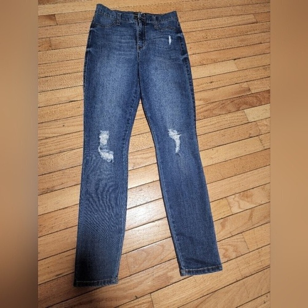 Fashion nova women's skinny & ripped jeans blue size 7